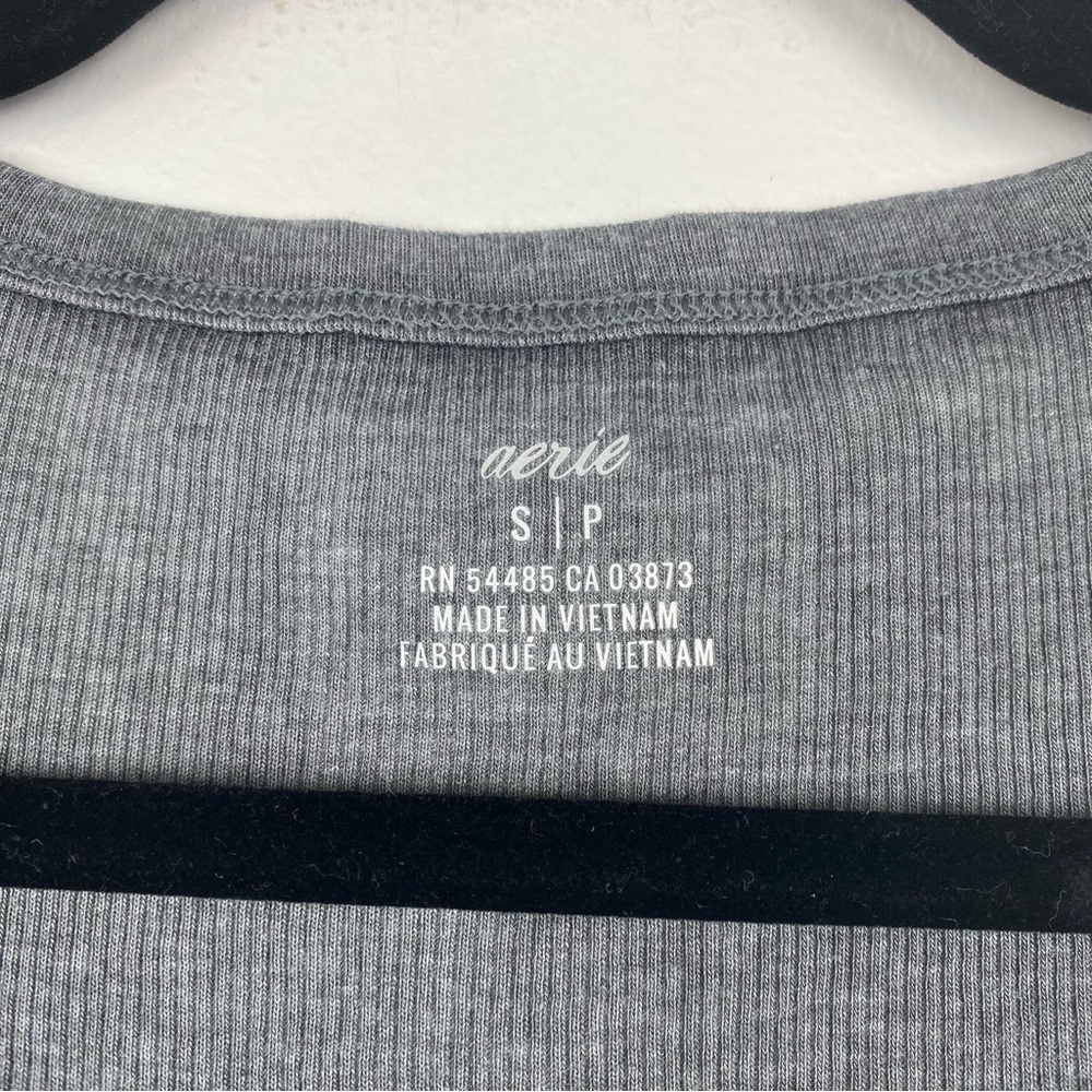 Aerie Offline Ribbed Henley Racerback Buttons Tank Top Gray Size S NWT - Picture 5 of 6